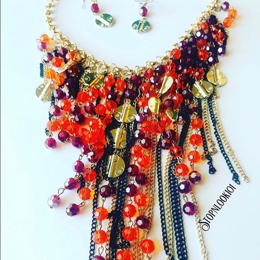 Beaded necklace set